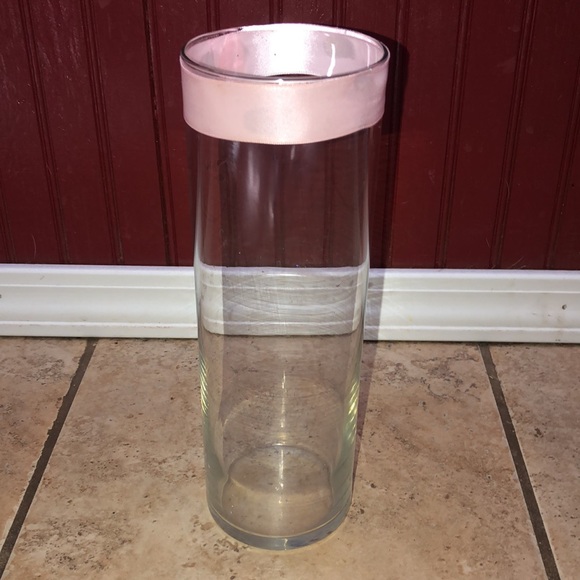 Two Glass Vases - Picture 5 of 6